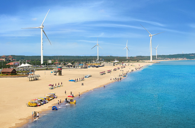 威海沙滩浴场.jpg